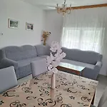 Relax * Stolac